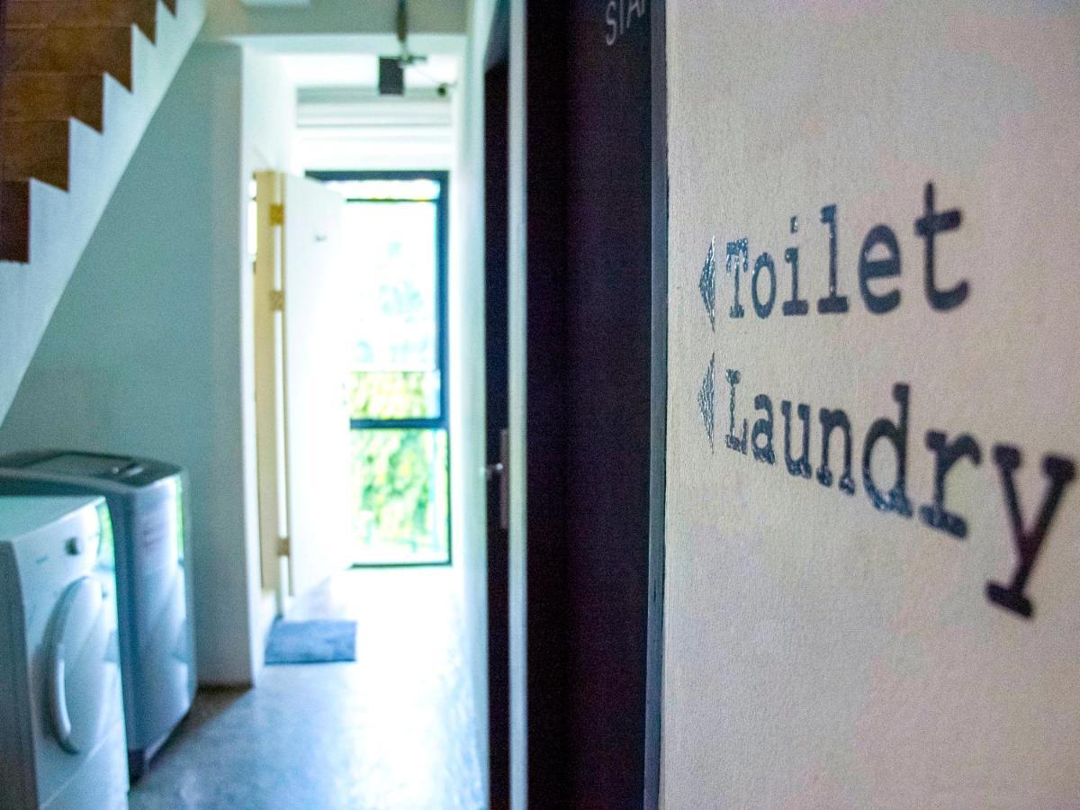 Holy Sheet Hostel Bangkok Kültér fotó