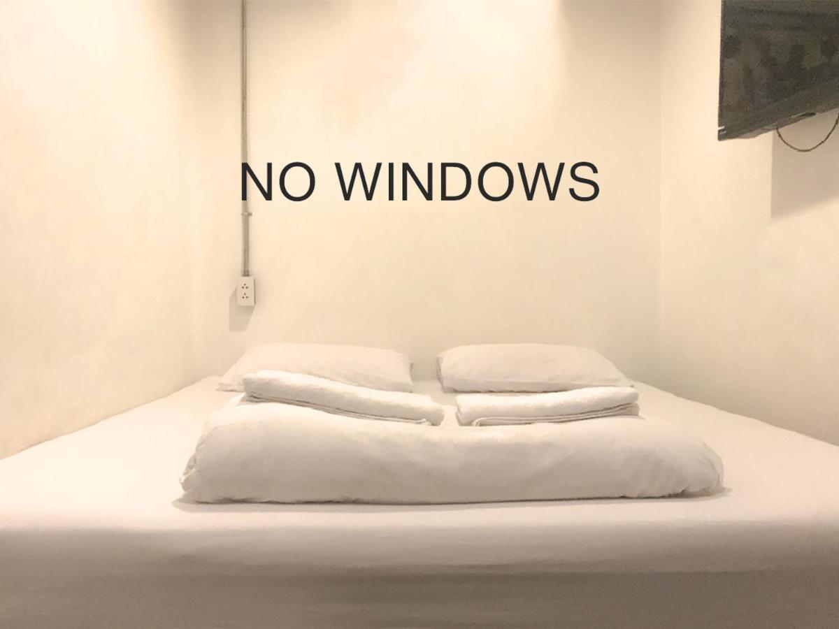 Holy Sheet Hostel Bangkok Kültér fotó